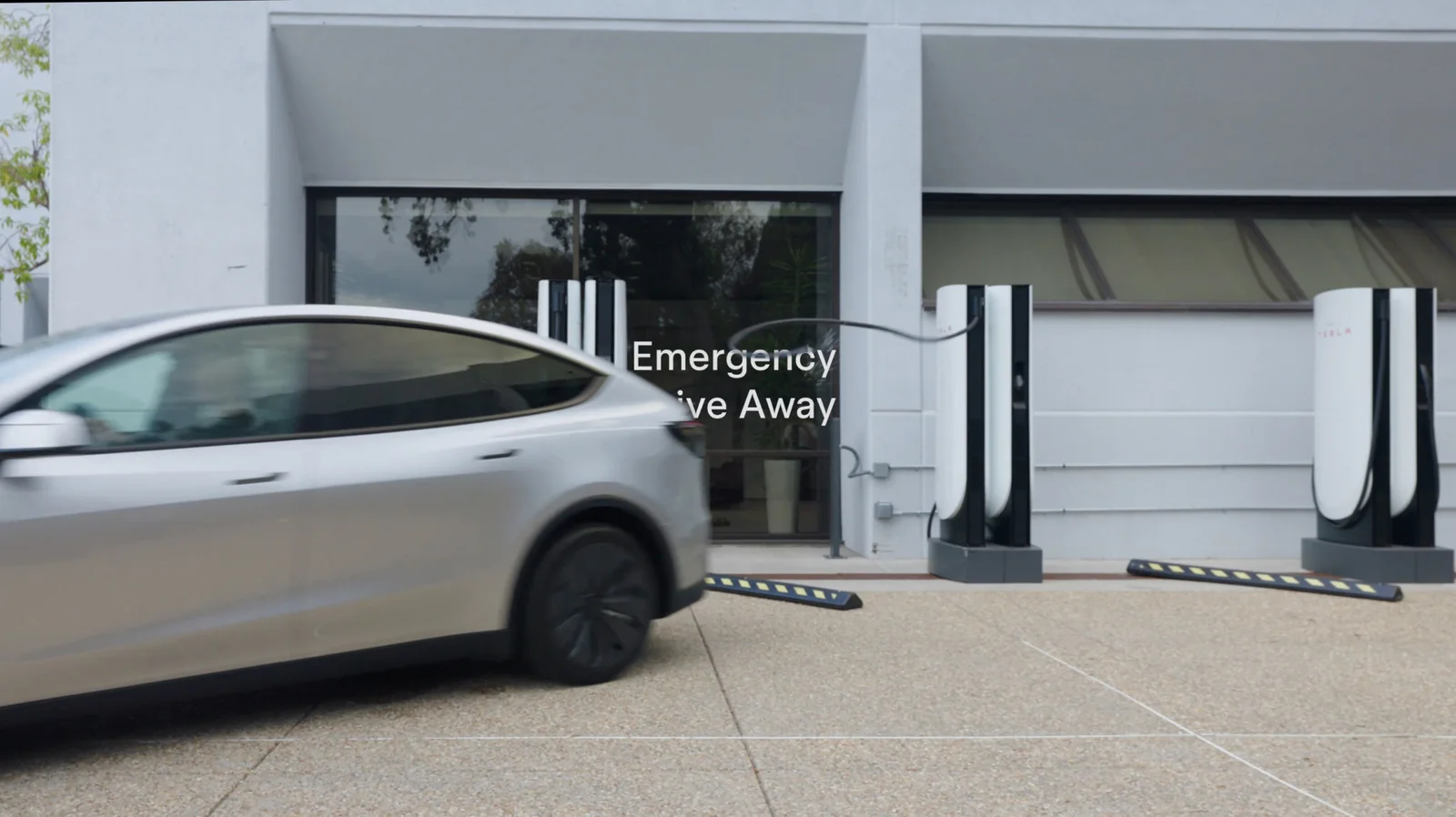Tesla Rolls Out Emergency Drive-Away Feature for Superchargers