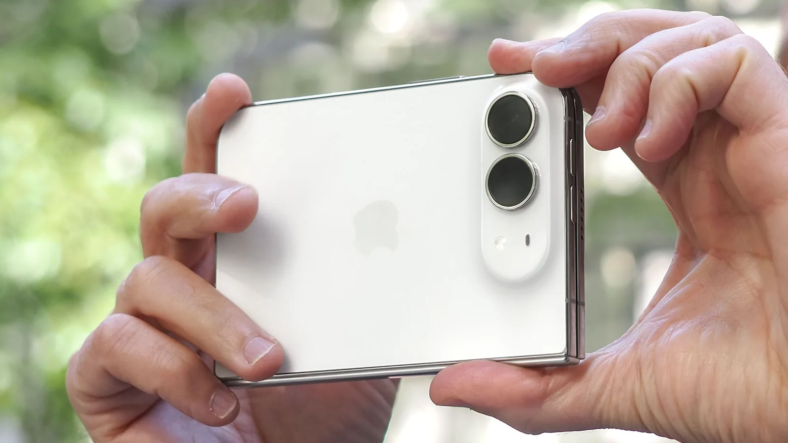 iPhone Duo Zoom Test: Do You Really Need a Telephoto Lens?