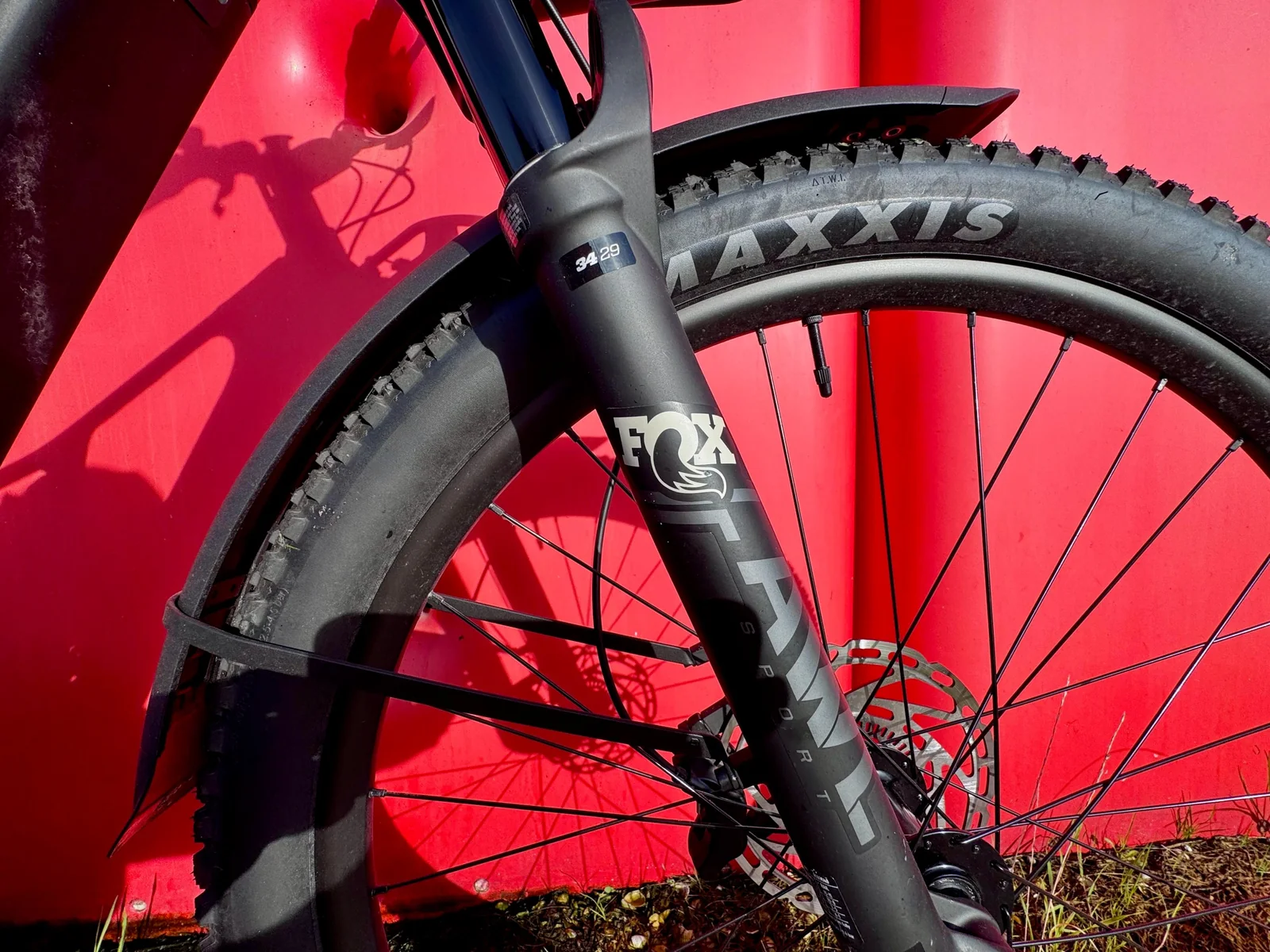 <em>Front shocks are great for soaking up bumps.</em>