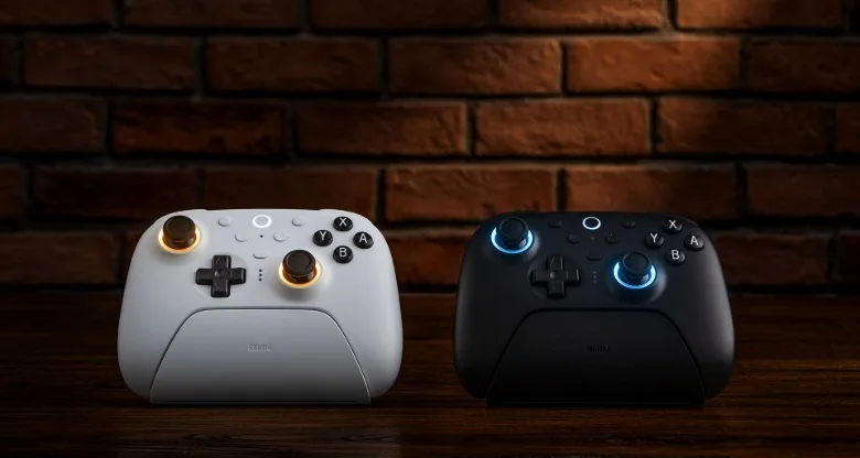 Ultimate 2 controllers in white and black