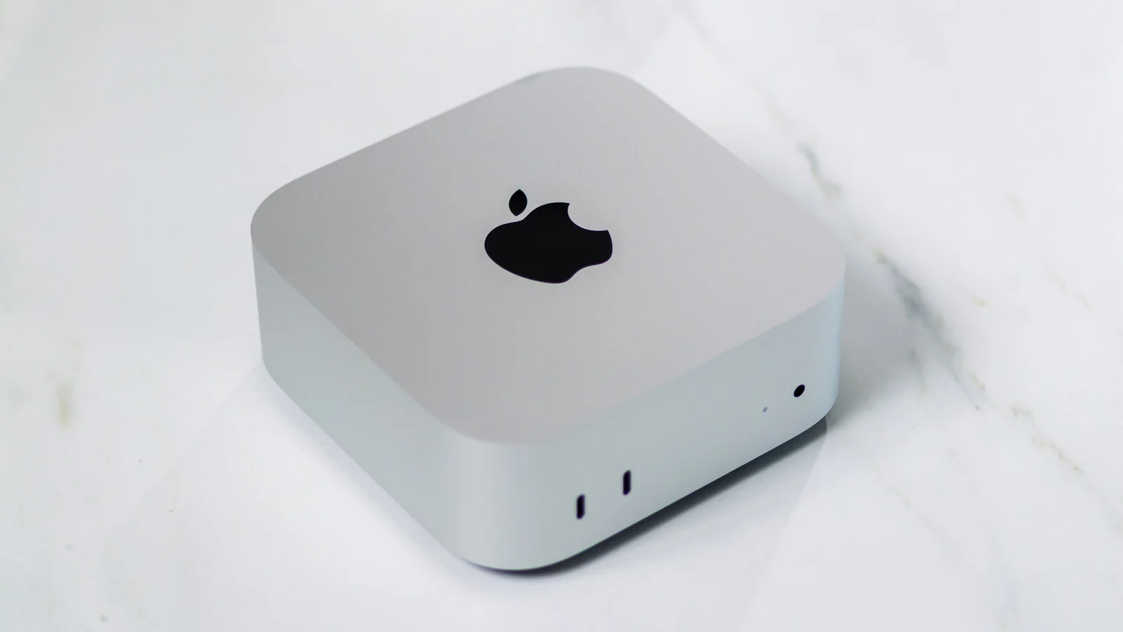 The Real Reason the Mac Mini Is Cheaper Than a MacBook