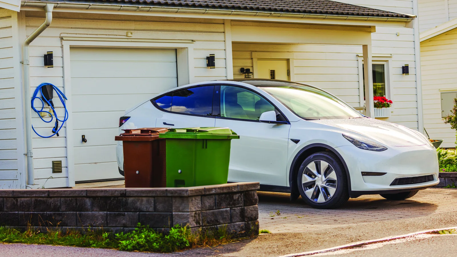 Why Your EV Battery Still Loses Charge While Parked