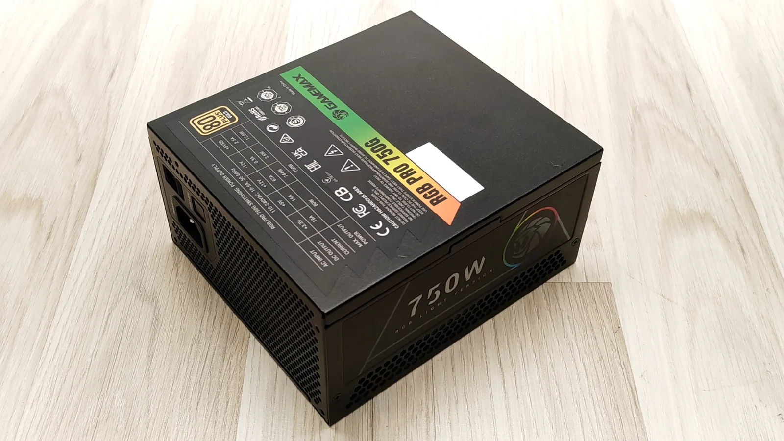 Gamemax RGB PRO 750G