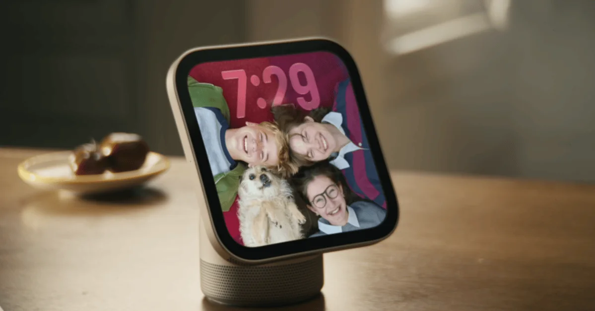 Apple Introduces HomeView Smart Display with Siri AI Support