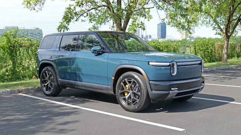 Thanks to a great blend of size, tech and performance, the Rivian R2 feels like a great EV SUV for a lot of families.