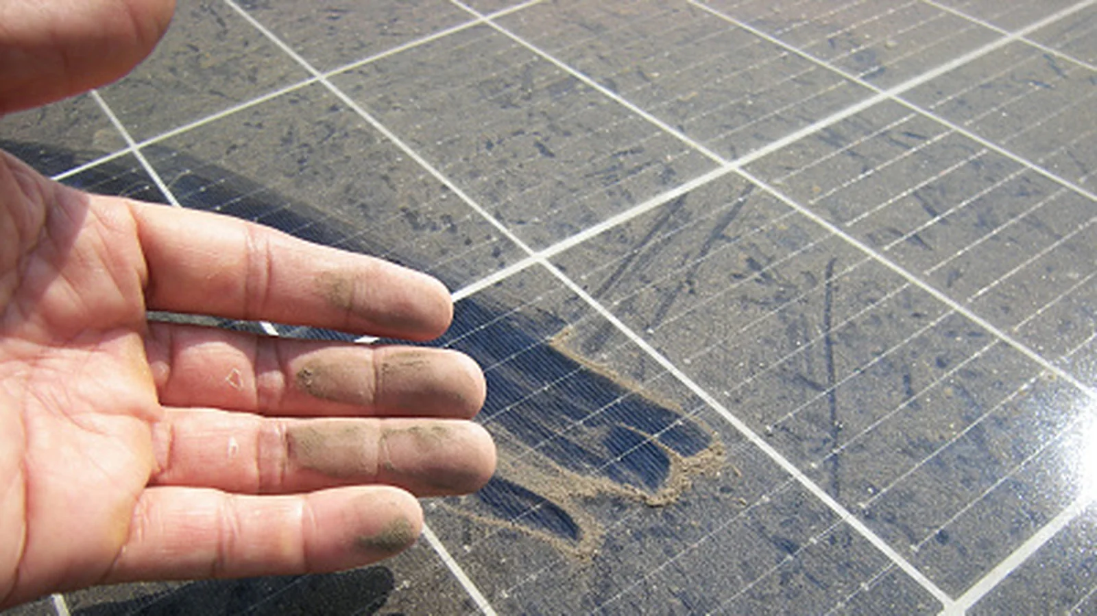 How to Properly Clean Your Solar Panels and Why It Matters