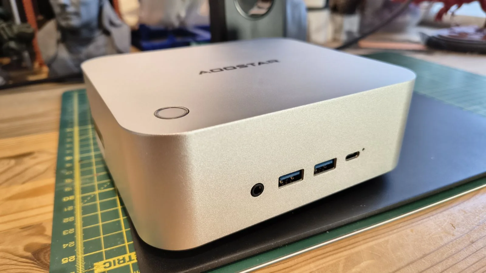 Aoostar Maco 6850H Mini PC Review: Exceptional Value and Connectivity