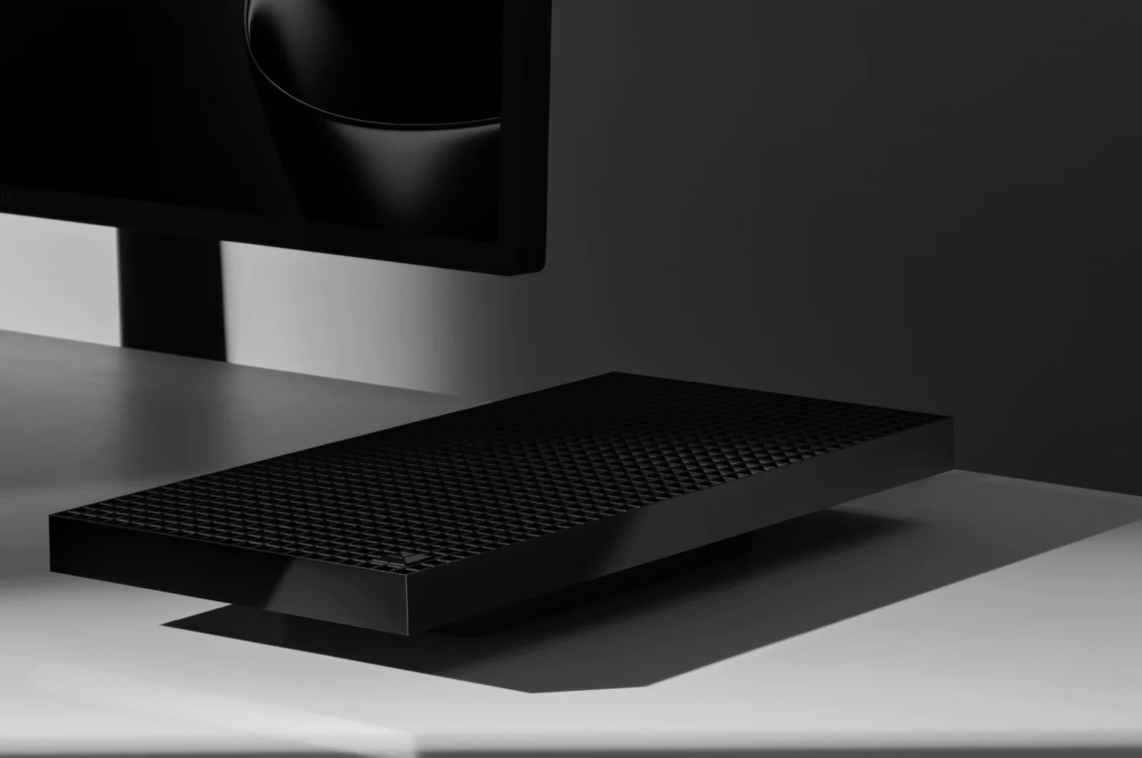 microsoft-surface-rtx-spark-dev-box-promo-1