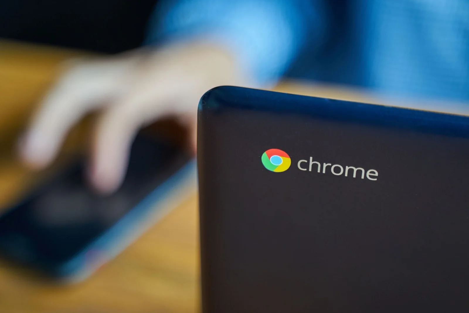 Google Confirms ChromeOS Phase Out by 2034 and Transition to Googlebook OS