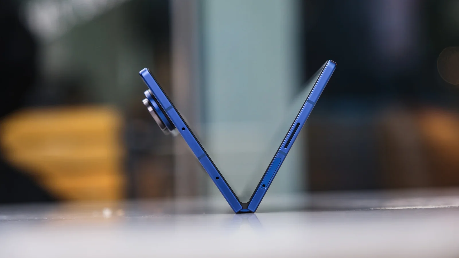 How to Properly Care for Your Foldable Phone Hinge