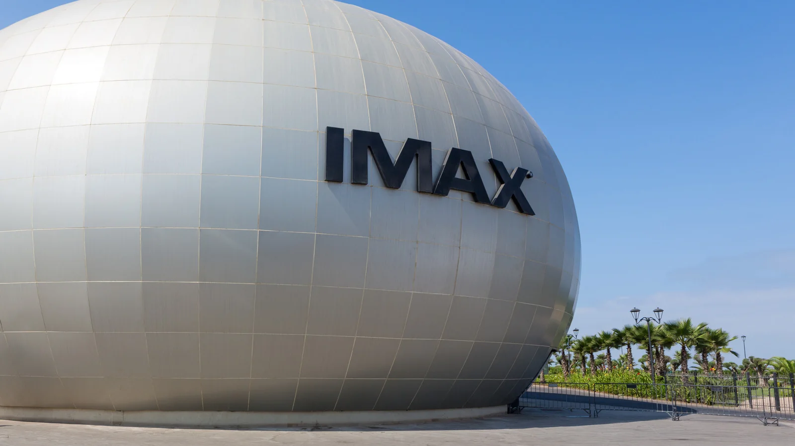 How IMAX Dome Theaters Offer a Unique Viewing Experience