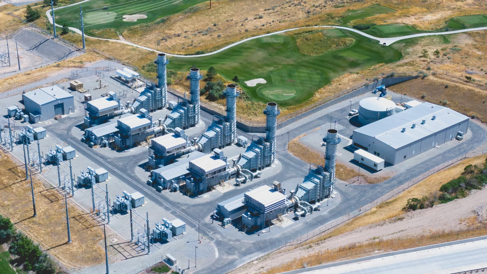 natural gas turbines deployed on a site