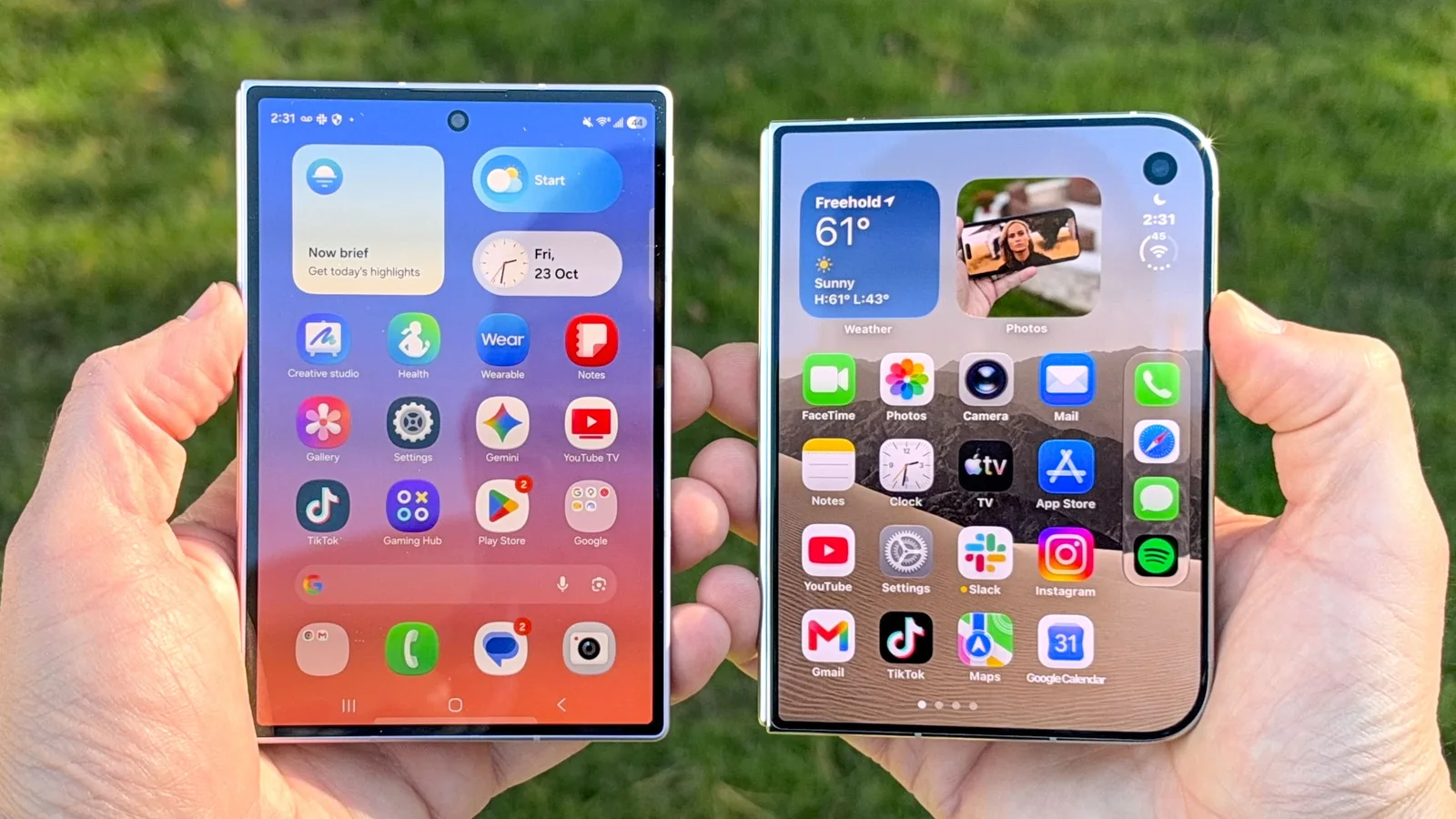 iphone Duo vs. Galaxy Z Fold 8.