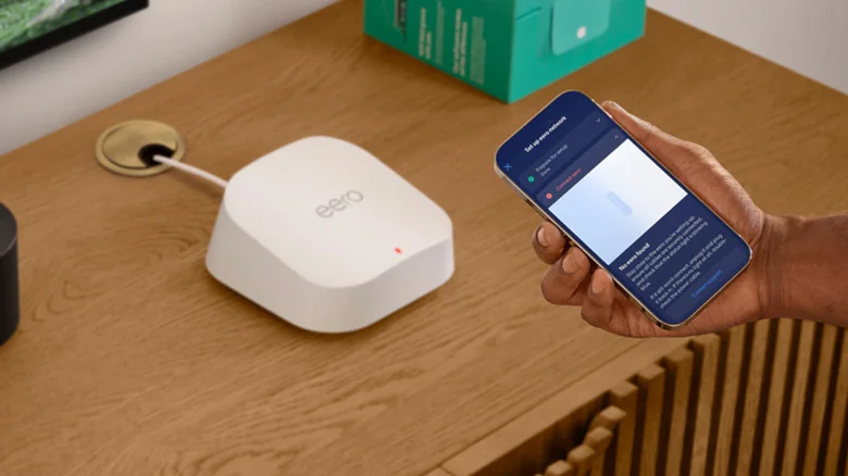 Setting up an Eero 7 Wi-Fi router using its phone app.