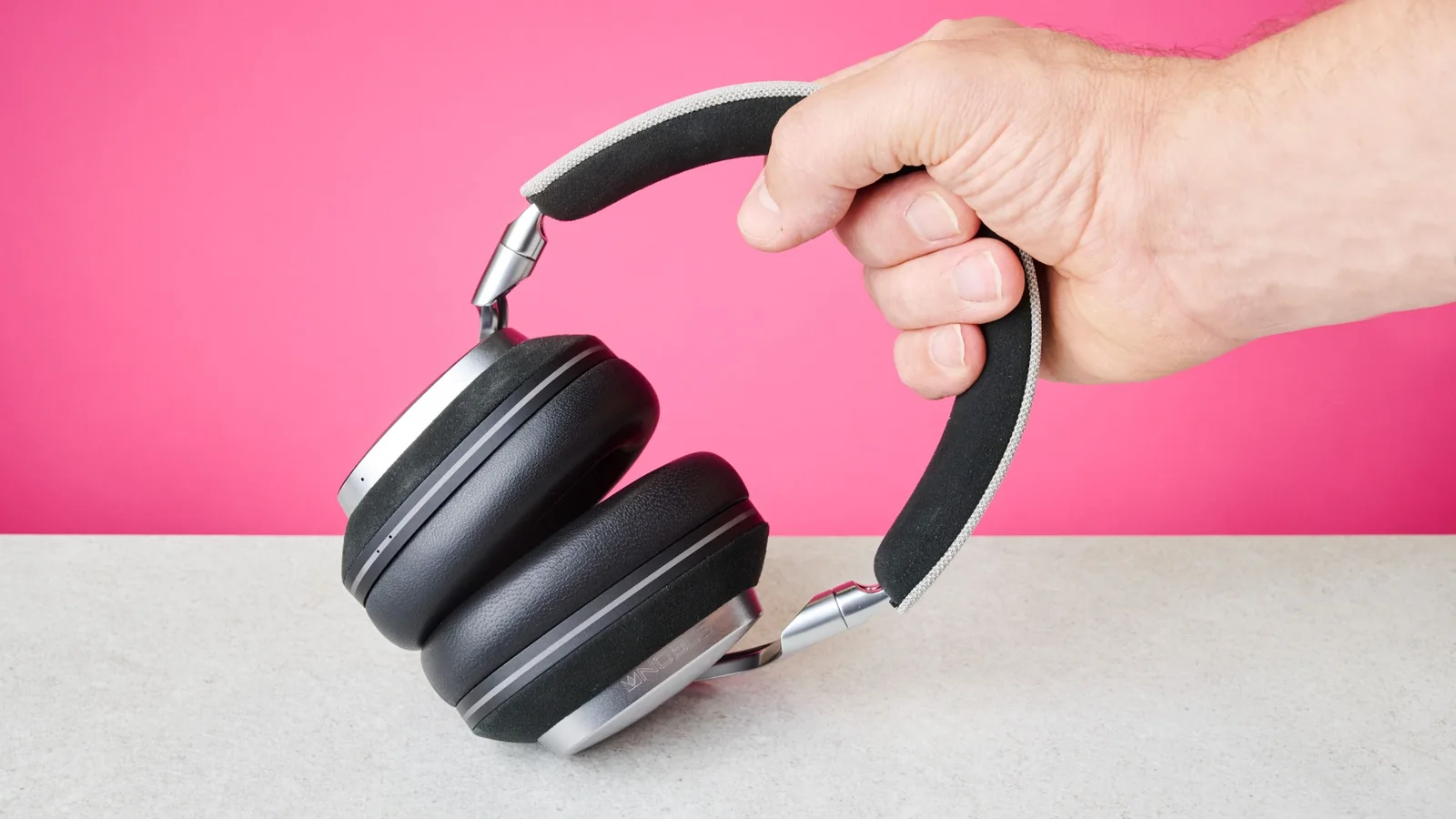 Noble Audio FoKus Artemis Review: Premium Wireless Headphones with Exceptional Sound