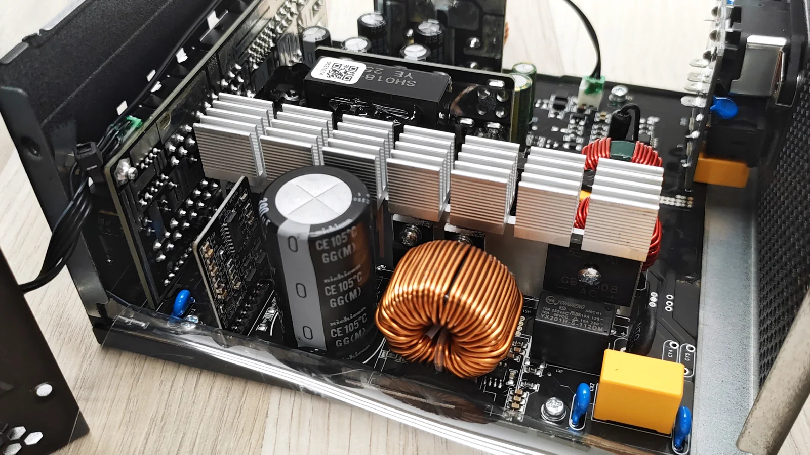 Gamemax RGB PRO 750G