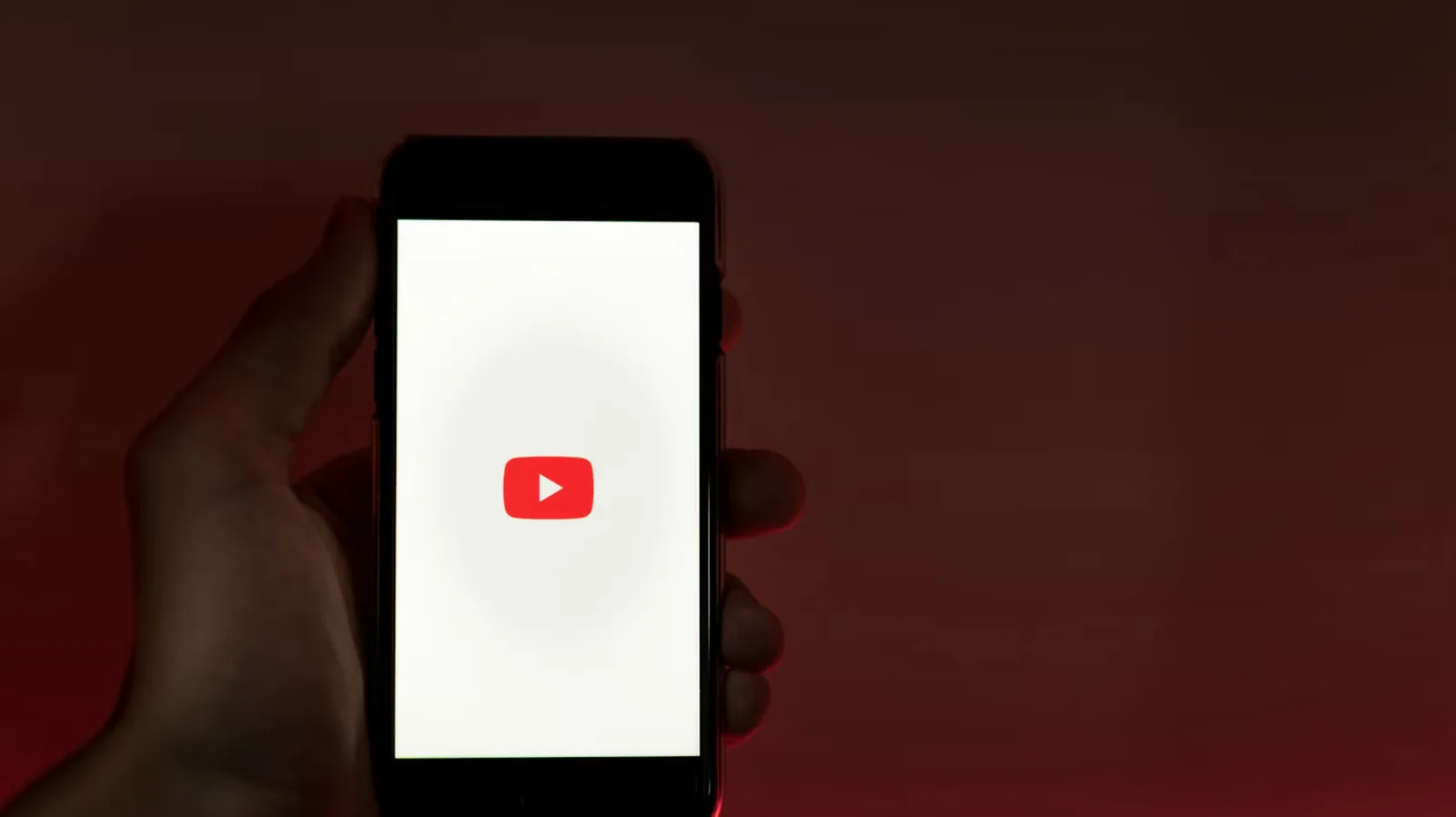 YouTube Updates Algorithm to Prioritize Original Shorts and Target Re-uploads