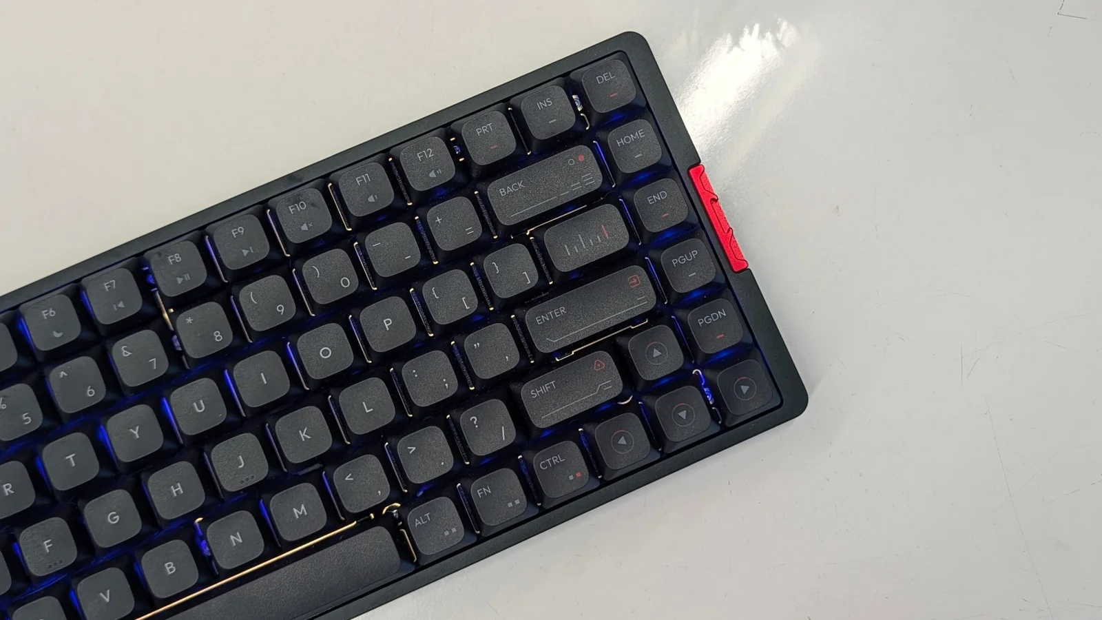 IQUNIX MQ80