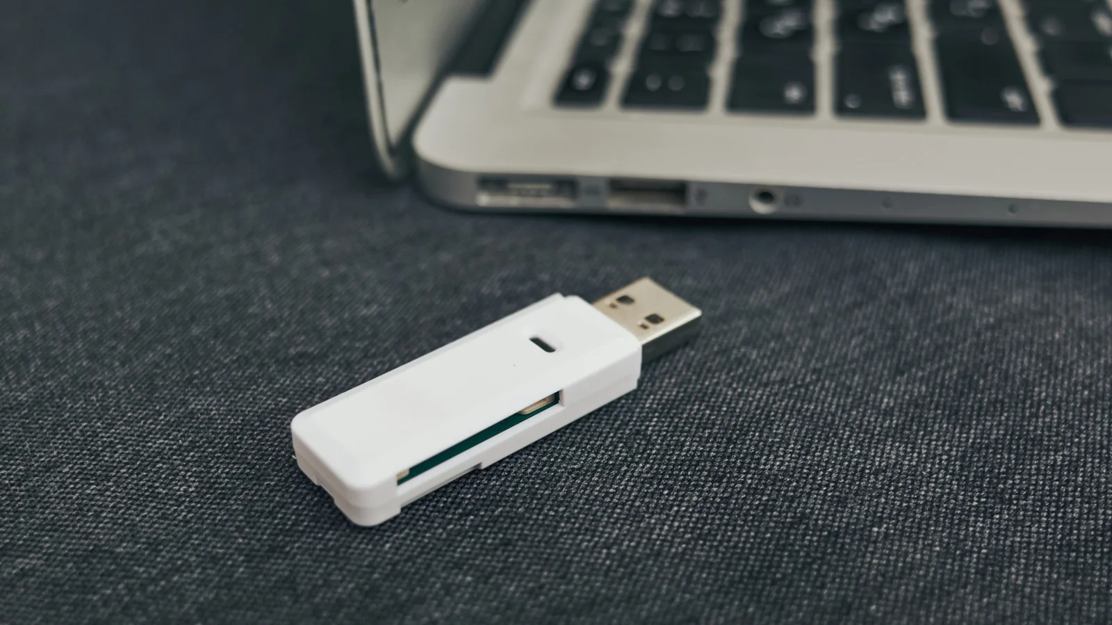 Why It Is Vital to Back Up Data on Your Older USB Thumb Drives