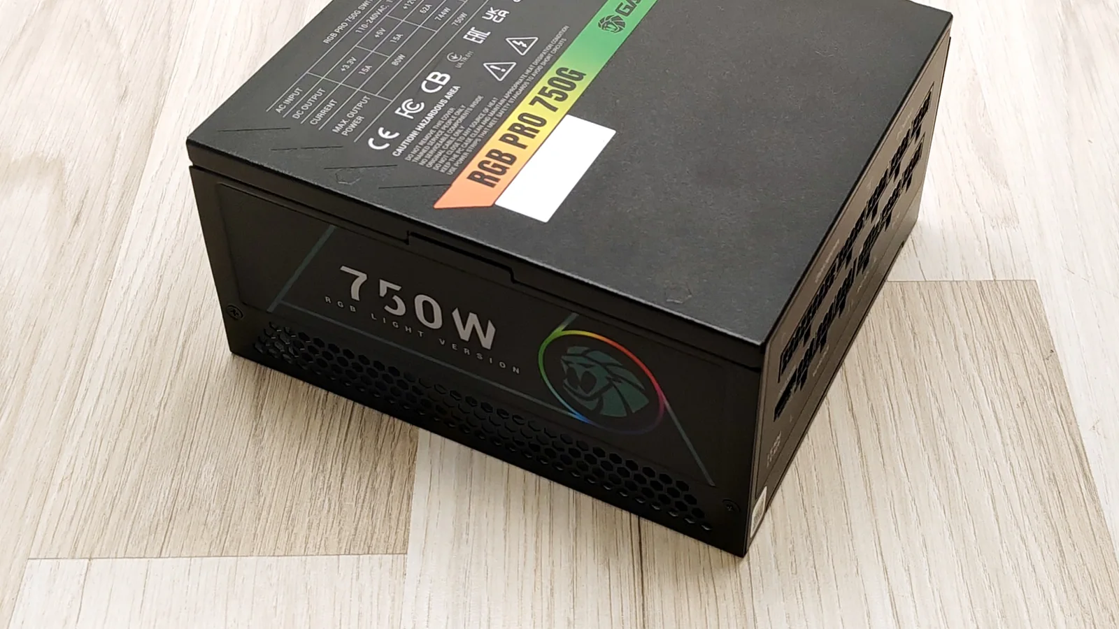 Gamemax RGB PRO 750G