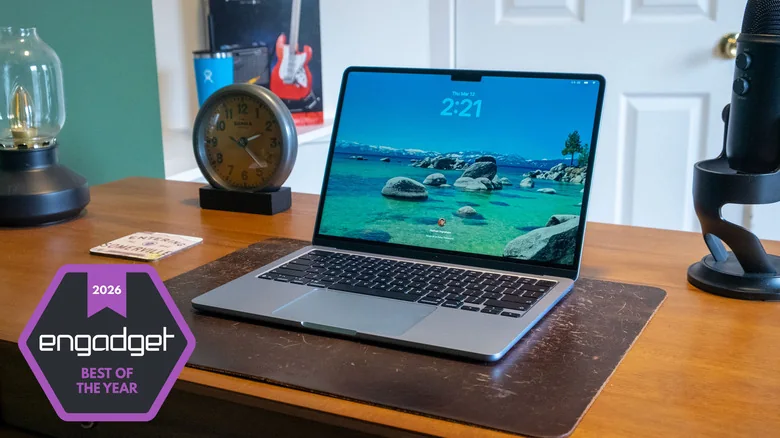 Apple MacBook Air M5.
