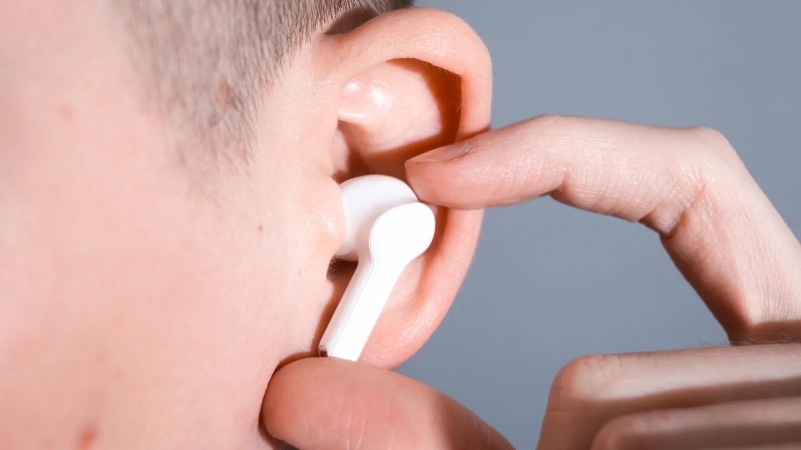 How Do Translation Earbuds Actually Work? Inside the Technology