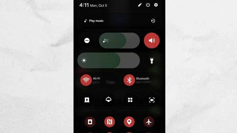Customized Quick Panel in One UI 9 on Samsung Galaxy S25 Ultra.