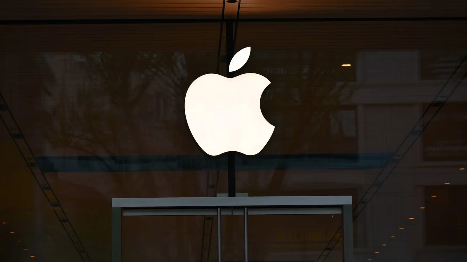 Leaked Renders Reveal Upcoming Smart Home Devices Developed by Apple and LG