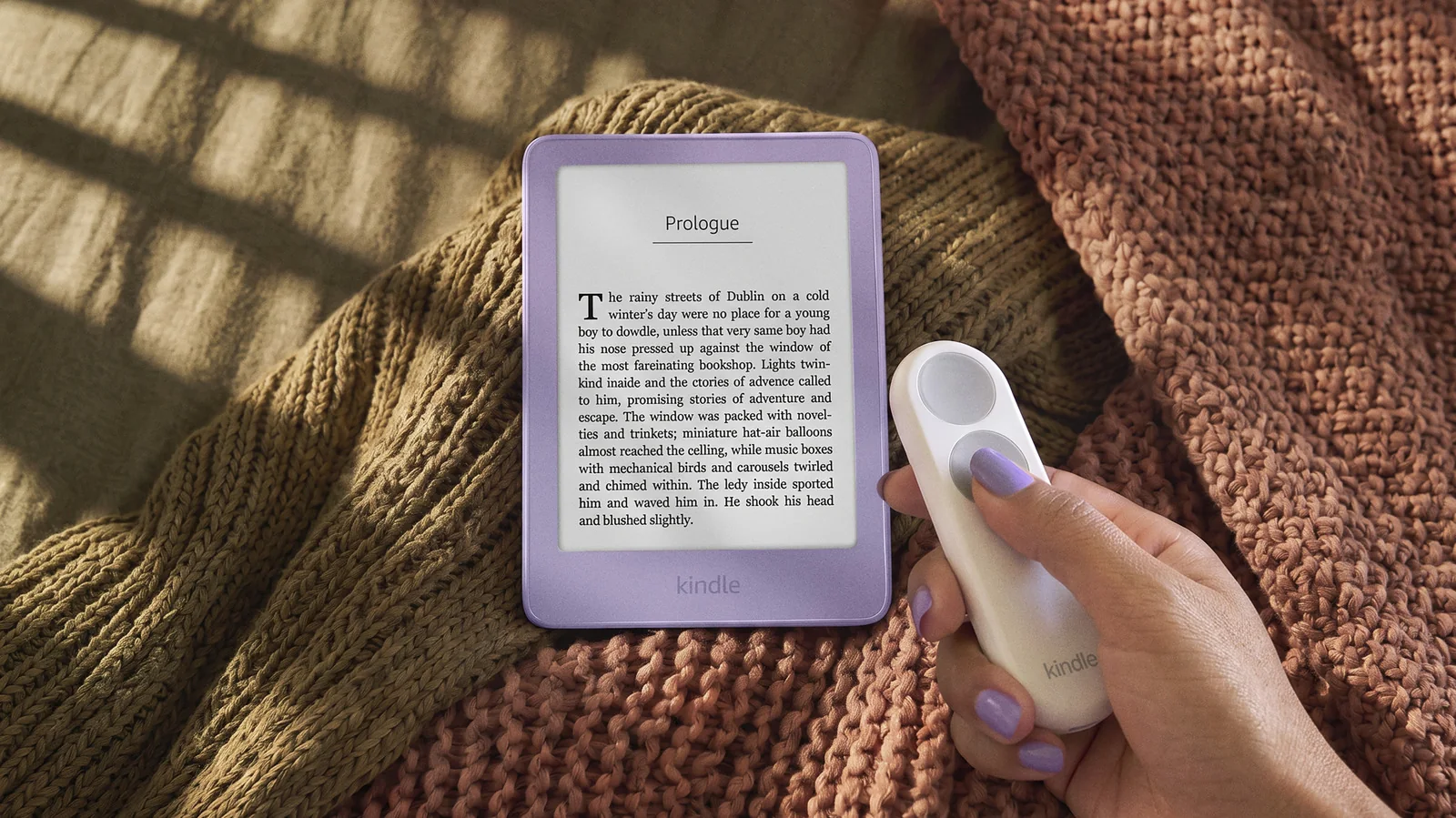 Amazon Brings Physical Buttons Back to Kindles With New Accessories