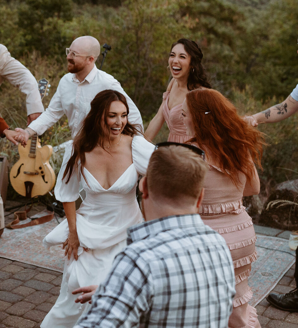 Wedding coordinated by Higher Love Event Co. at the Crag Rat Hut, Hood River Oregon