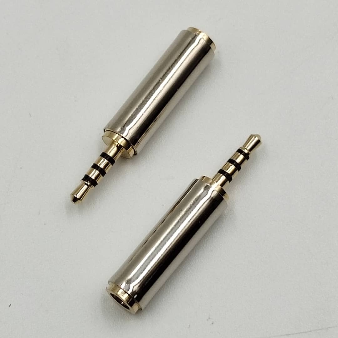 3.5mm TRRS Male to Female Adapter