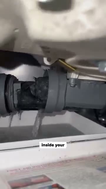 Uproot Clean ad