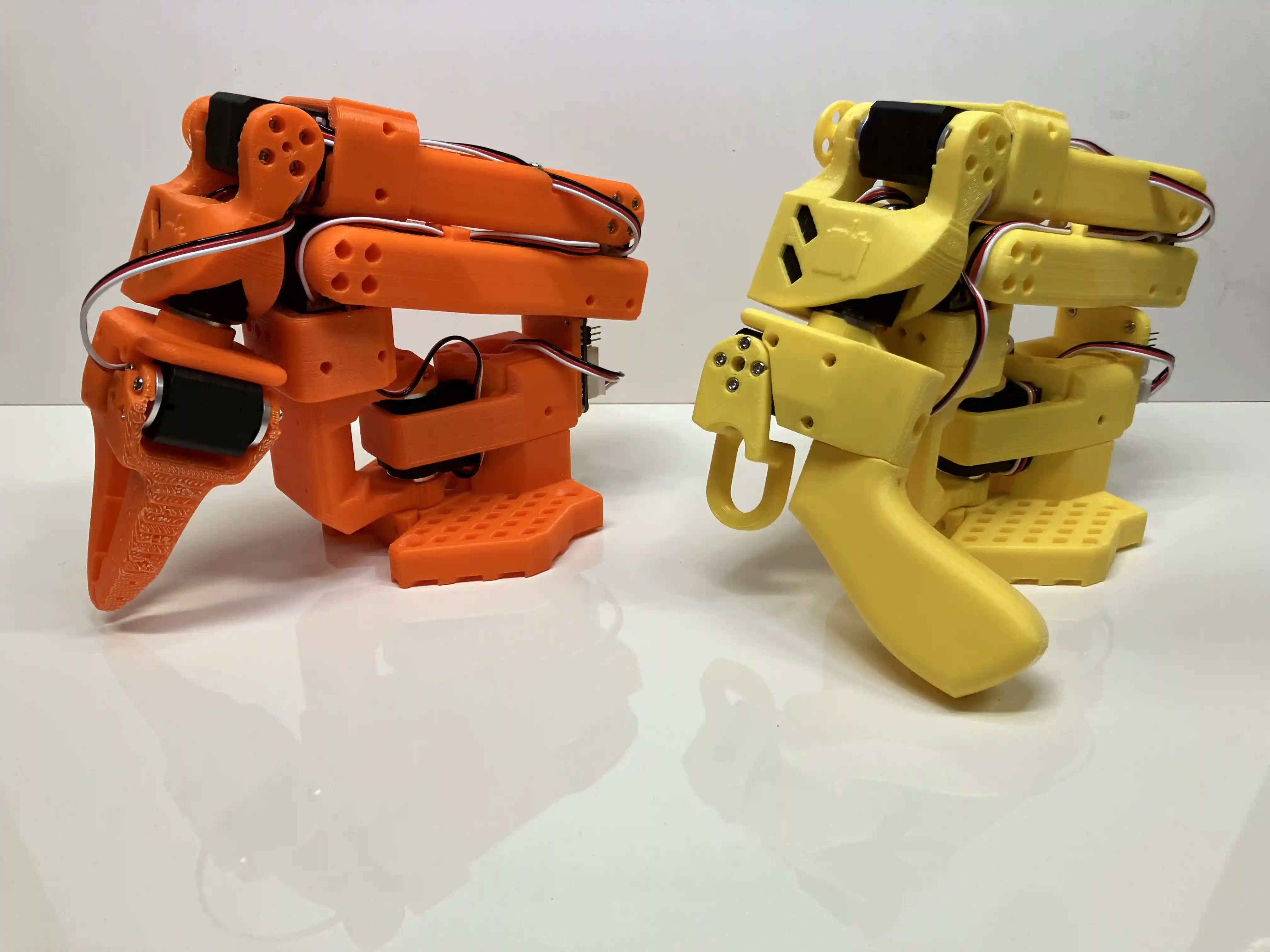 SO-100 leader and follower arms SO-100 leader and follower arms