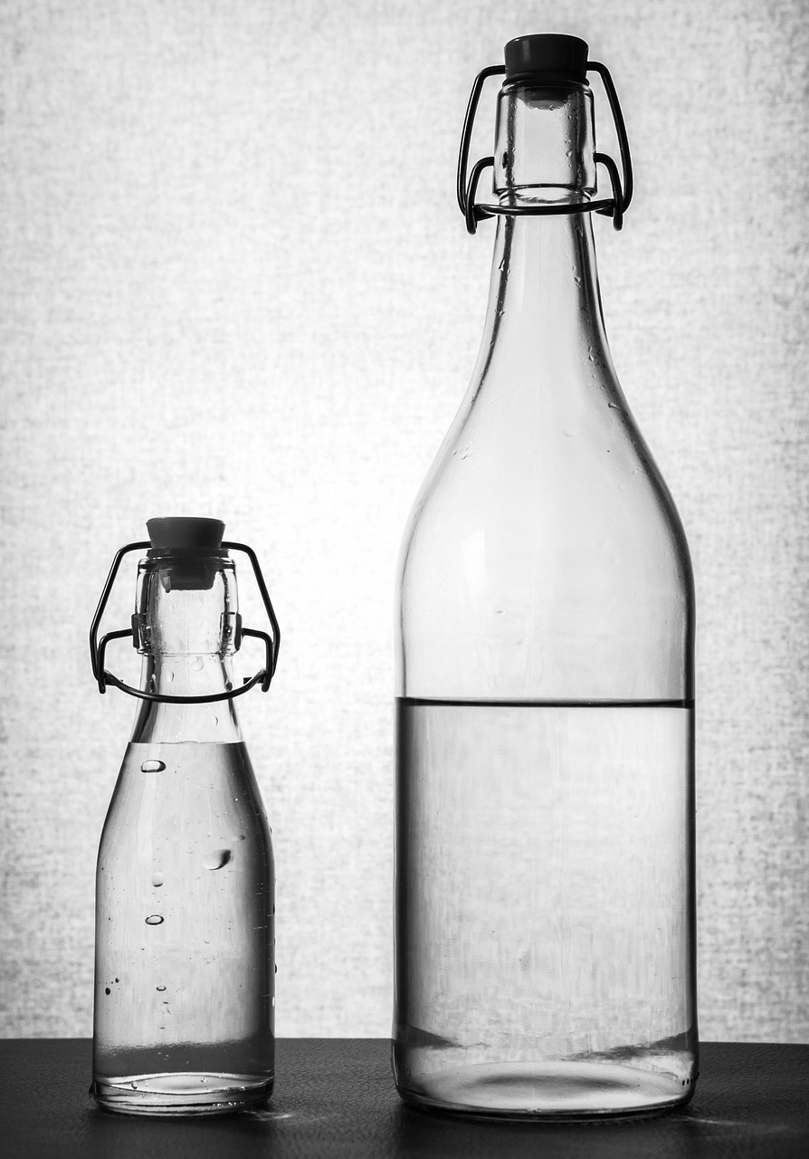 Molecular Weight Distribution in Hyaluronic Acid Formulations for Epidermal Hydration
