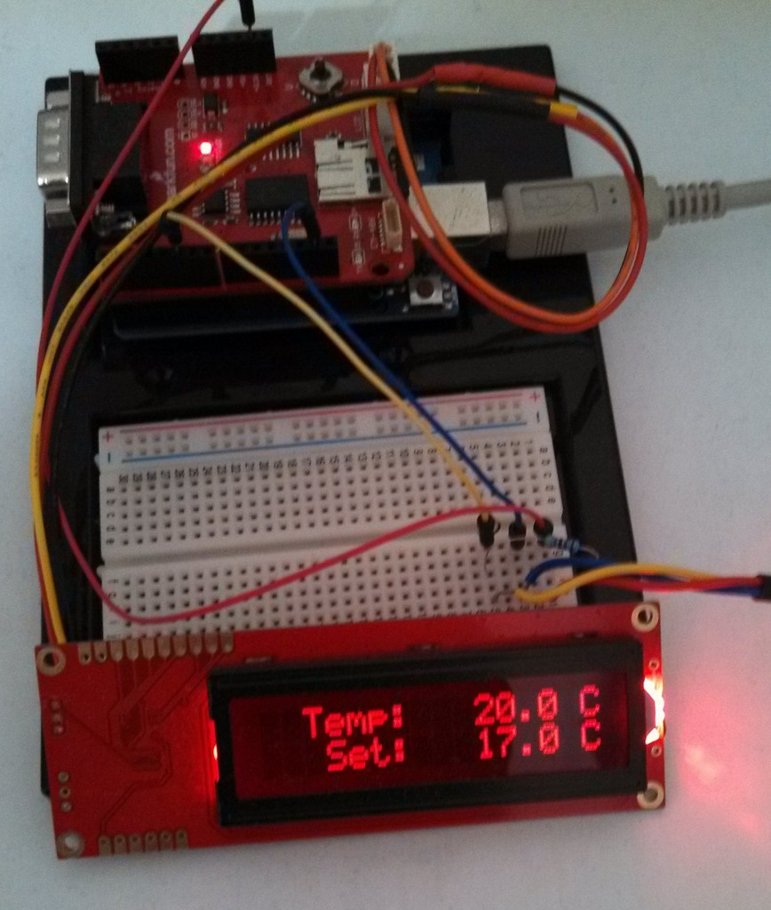 https://raw.githubusercontent.com/ihaque/arduino-thermostat/master/thermostat.jpg