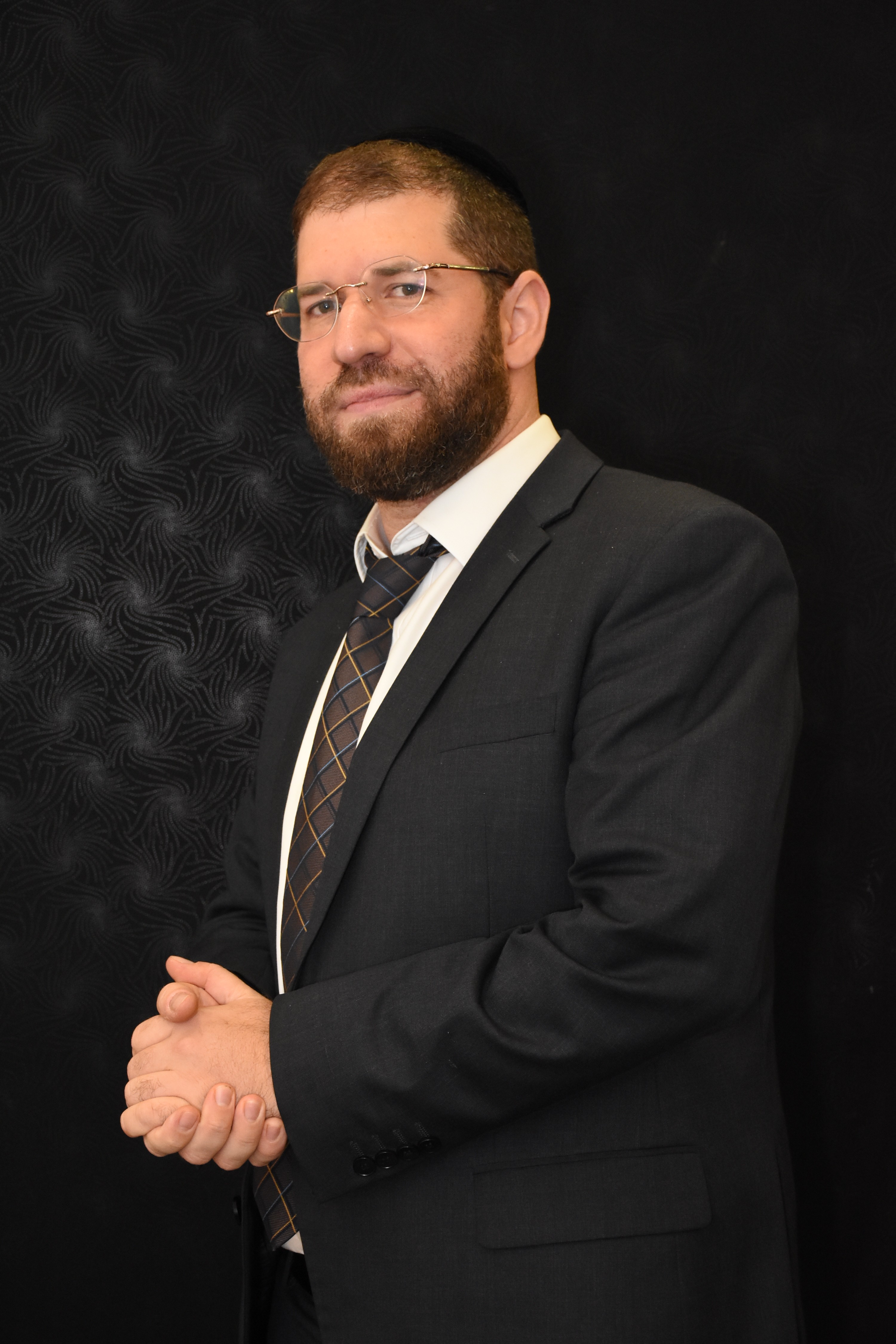 הרב יצחק מטלון, מרצה ויועץ בתחום השידוכים, תלמידו של הרב שמחה כהן זצ"ל