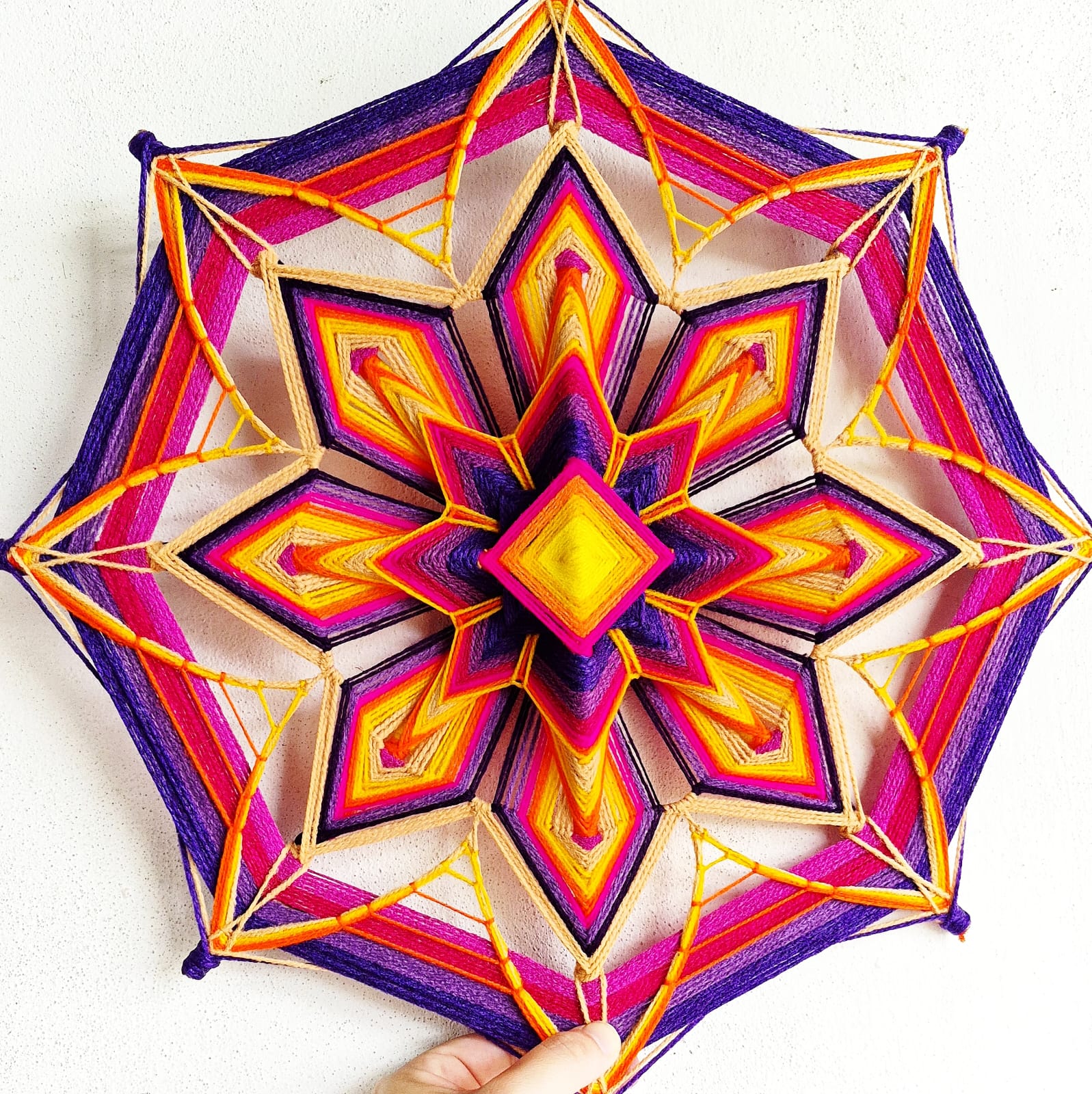 Mandala tejido de Inlakech Arte Sano