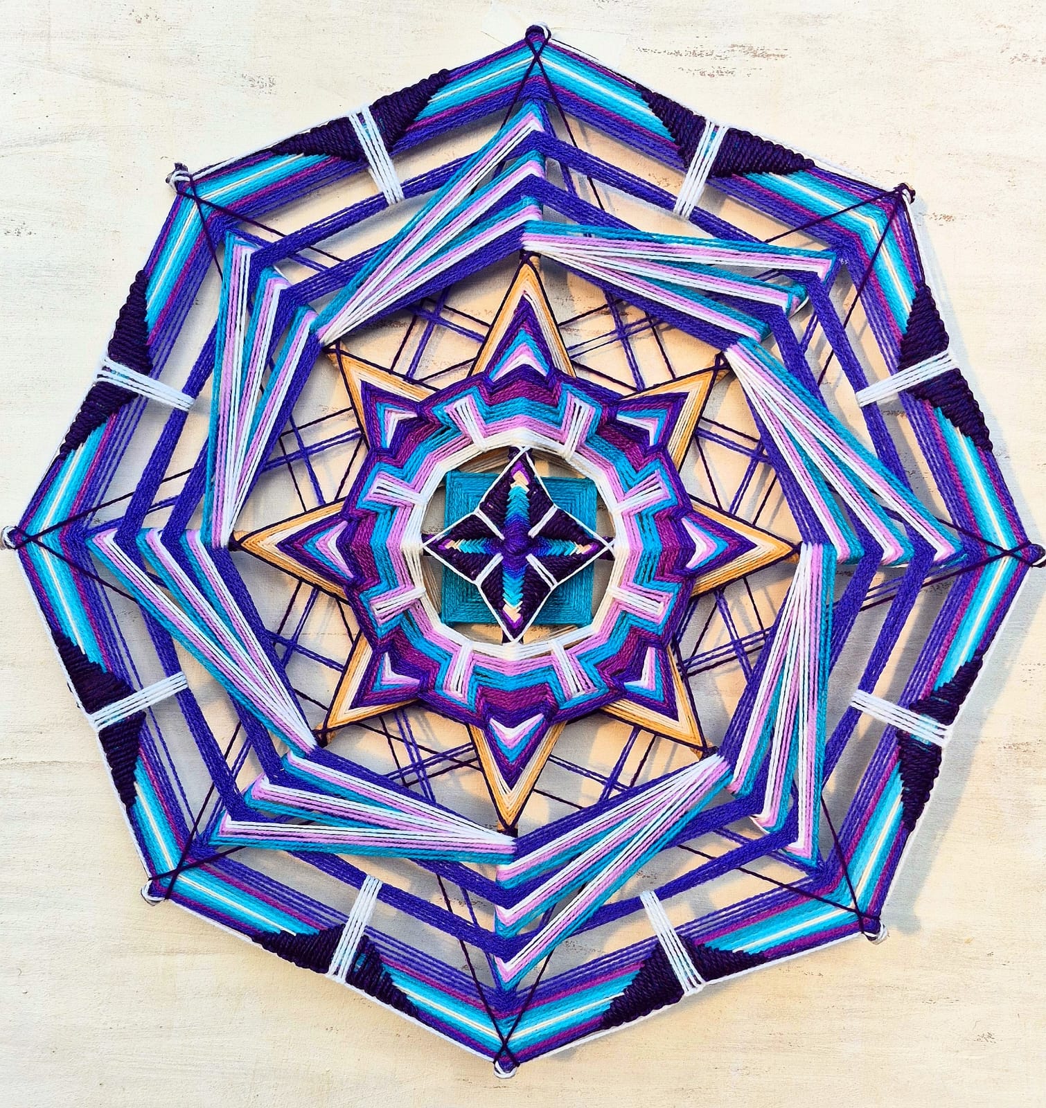 Mandala tejido de Inlakech Arte Sano