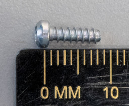 M2.5x8mm-plastic.jpg