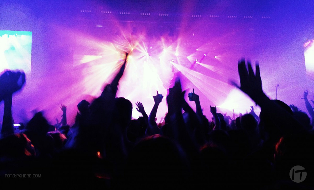 Kaspersky advierte sobre los riesgos de que publiques tus entradas o hagas check-in en eventos masivos 
