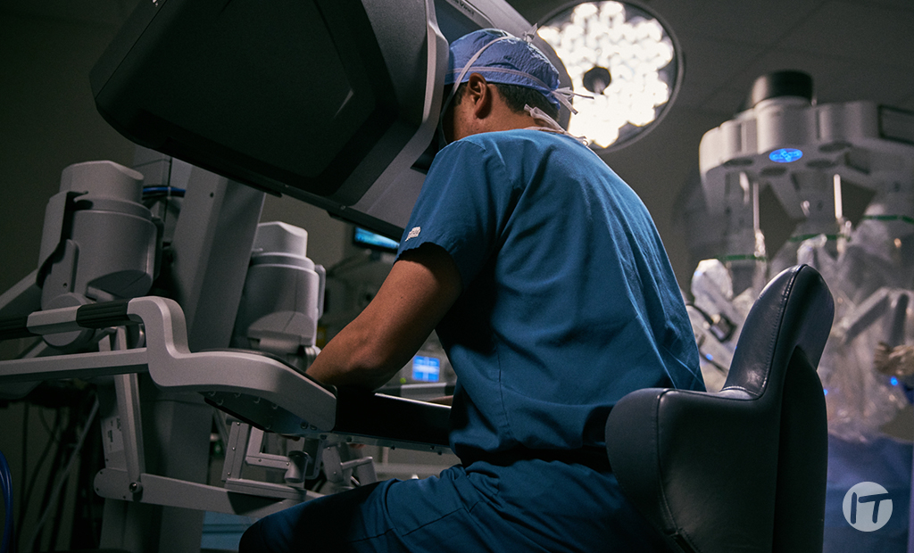 Cirugía robótica gana terreno en los actos quirúrgicos de diversas especialidades médicas