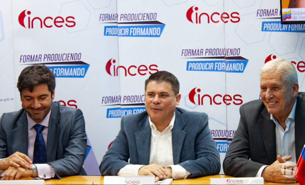 Fundación Telefónica Movistar y el INCES amplían su alianza con la inauguración de una Sala Digital 