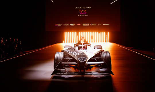 Jaguar TCS Racing debuta con el vehículo eléctrico más veloz de la historia en la Ciudad de México