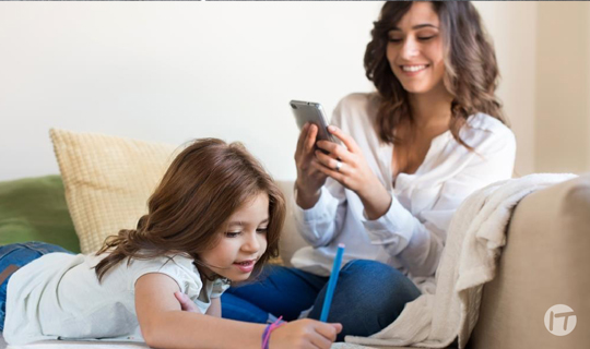 Crecen las comunicaciones entre escuelas y familias con el uso de aplicaciones digitales