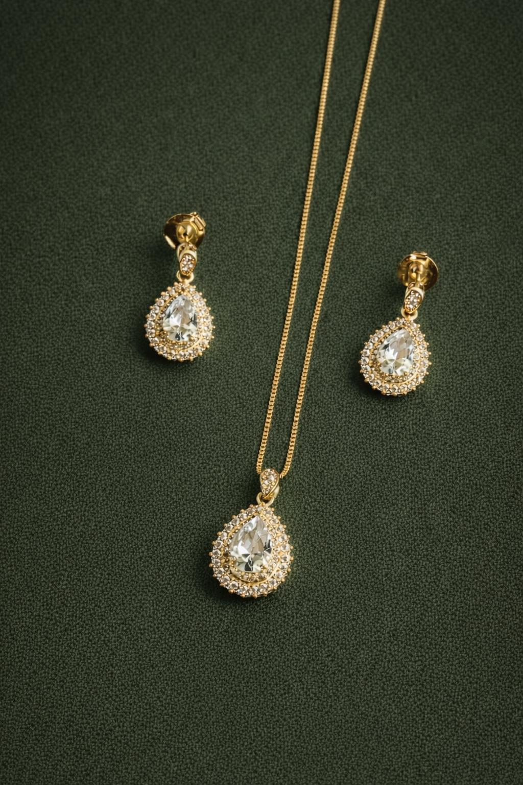 Conjunto Gota Imperial