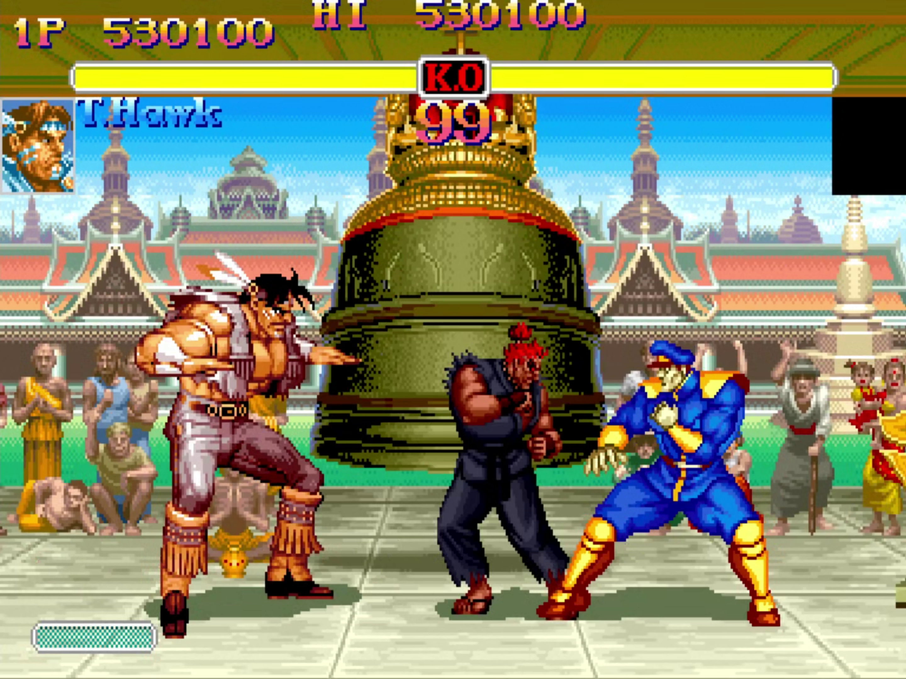 Akuma interrupting before final stage, appearing between T.Hawk and M.Bison