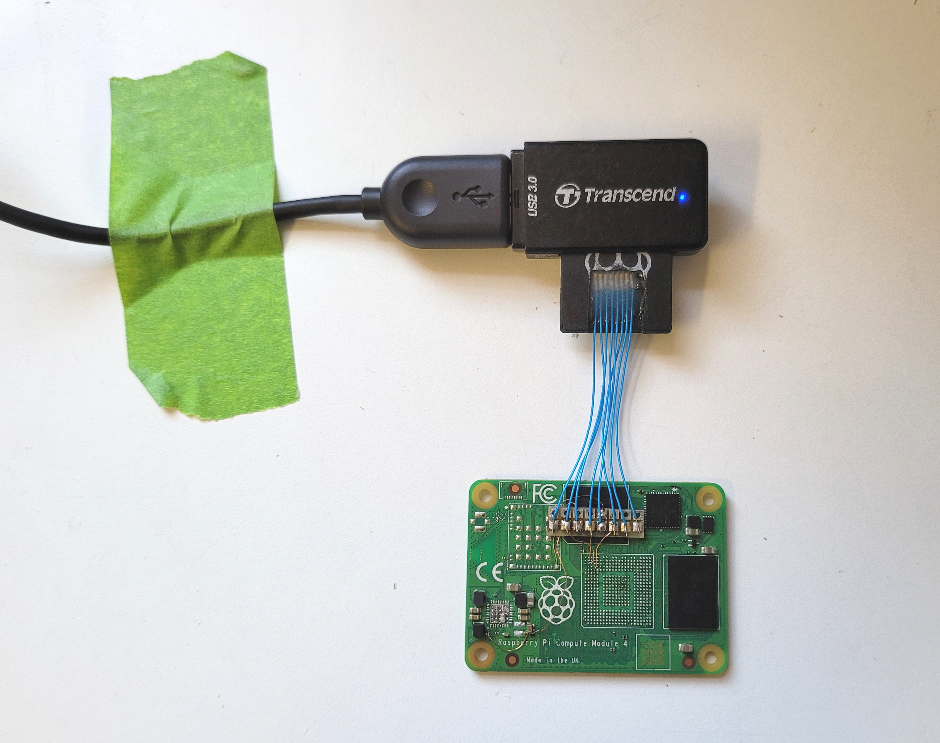 Downloading data from the CM4 with a USB SD reader