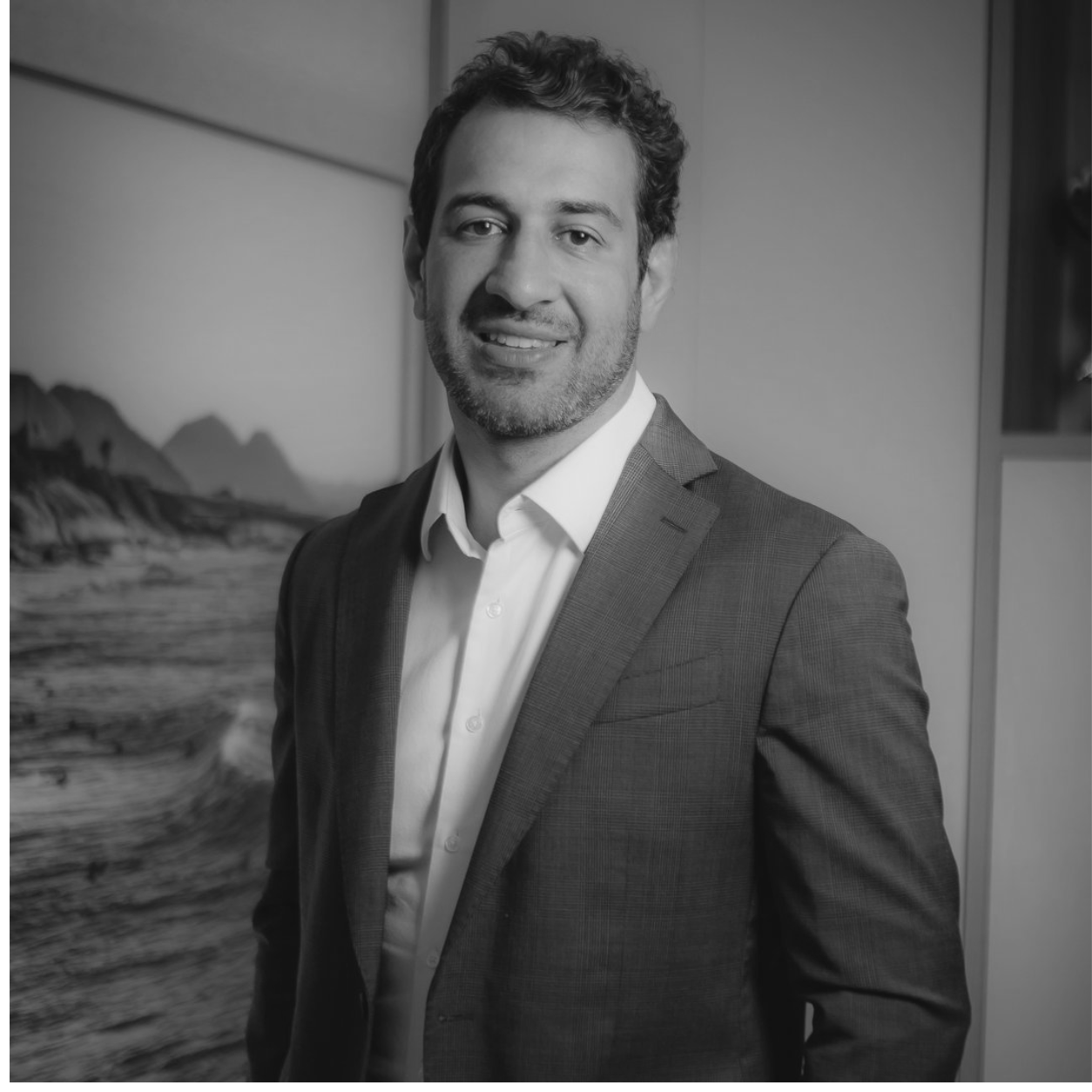 DR. DANIEL PADILHA