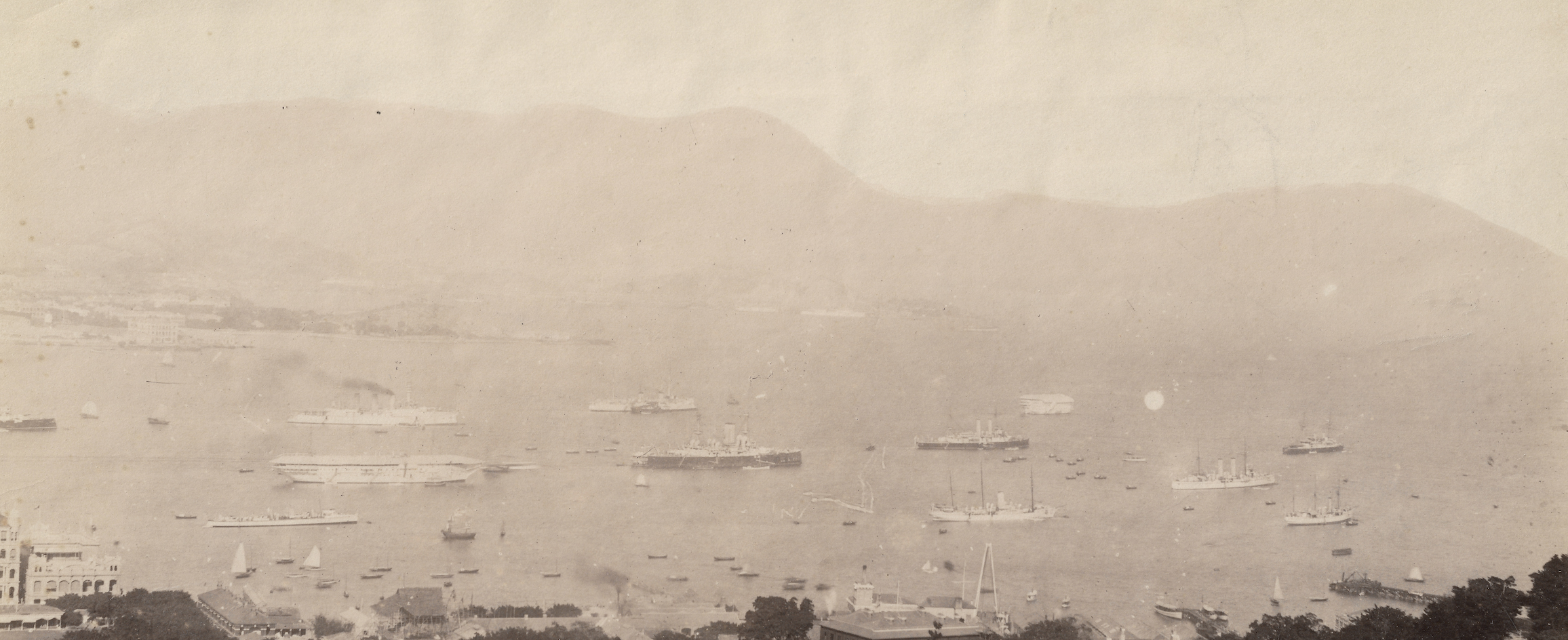 Vision (Kowloon) close-up