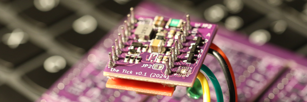 the device revision 0.1 placed on the back side of a small RFID reader